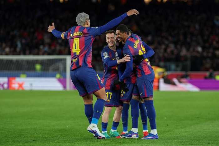 卡里克想要！巴萨要留！曼联弃将让两队直接杠上？