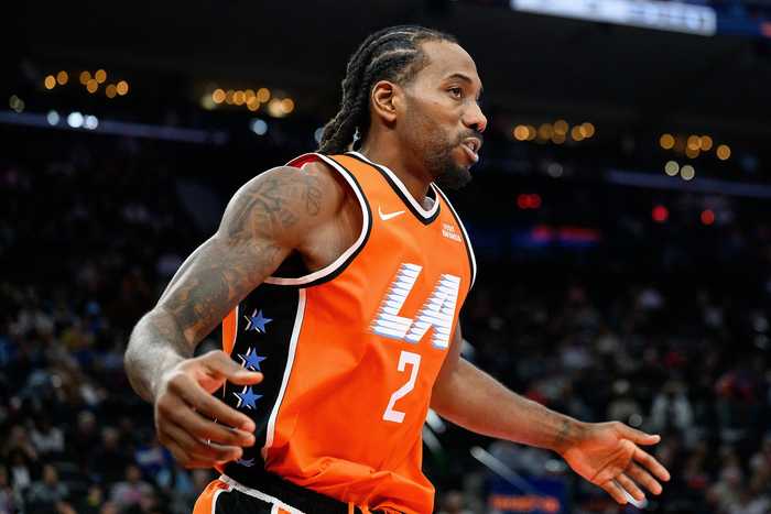 手凉！伦纳德首节5中0仅靠罚球拿到2分 正负值-15