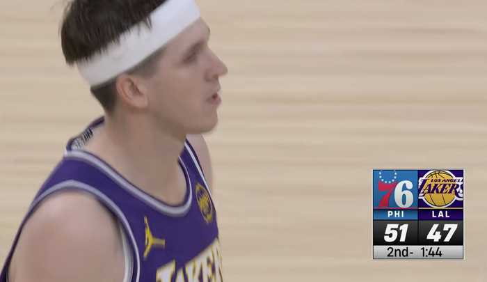 湖人追分至差4分，76人叫停比赛