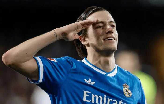 库库雷利亚腿筋伤情引担忧，梅里诺术后恢复受关注